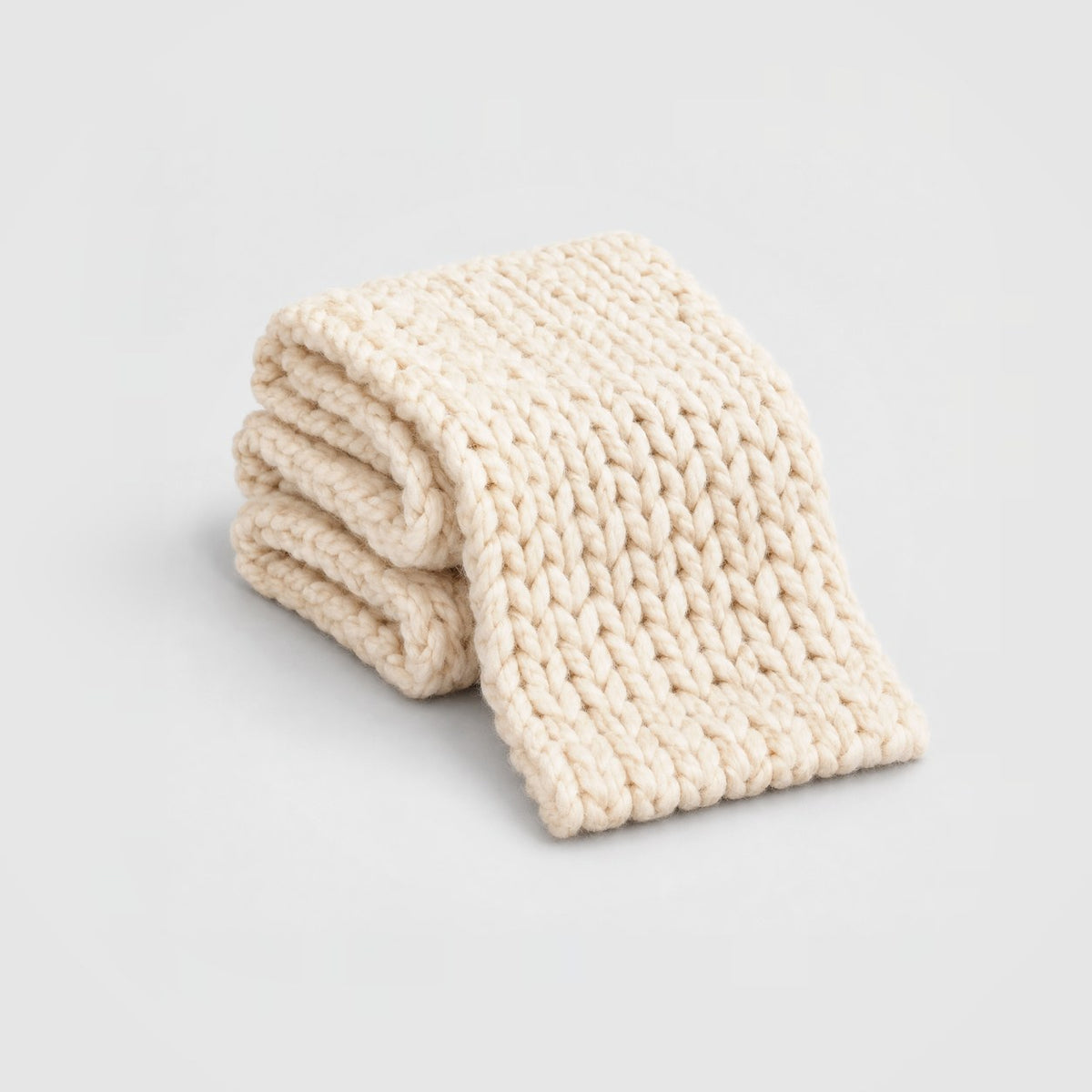 Chunky Knit Scarf in Ecru