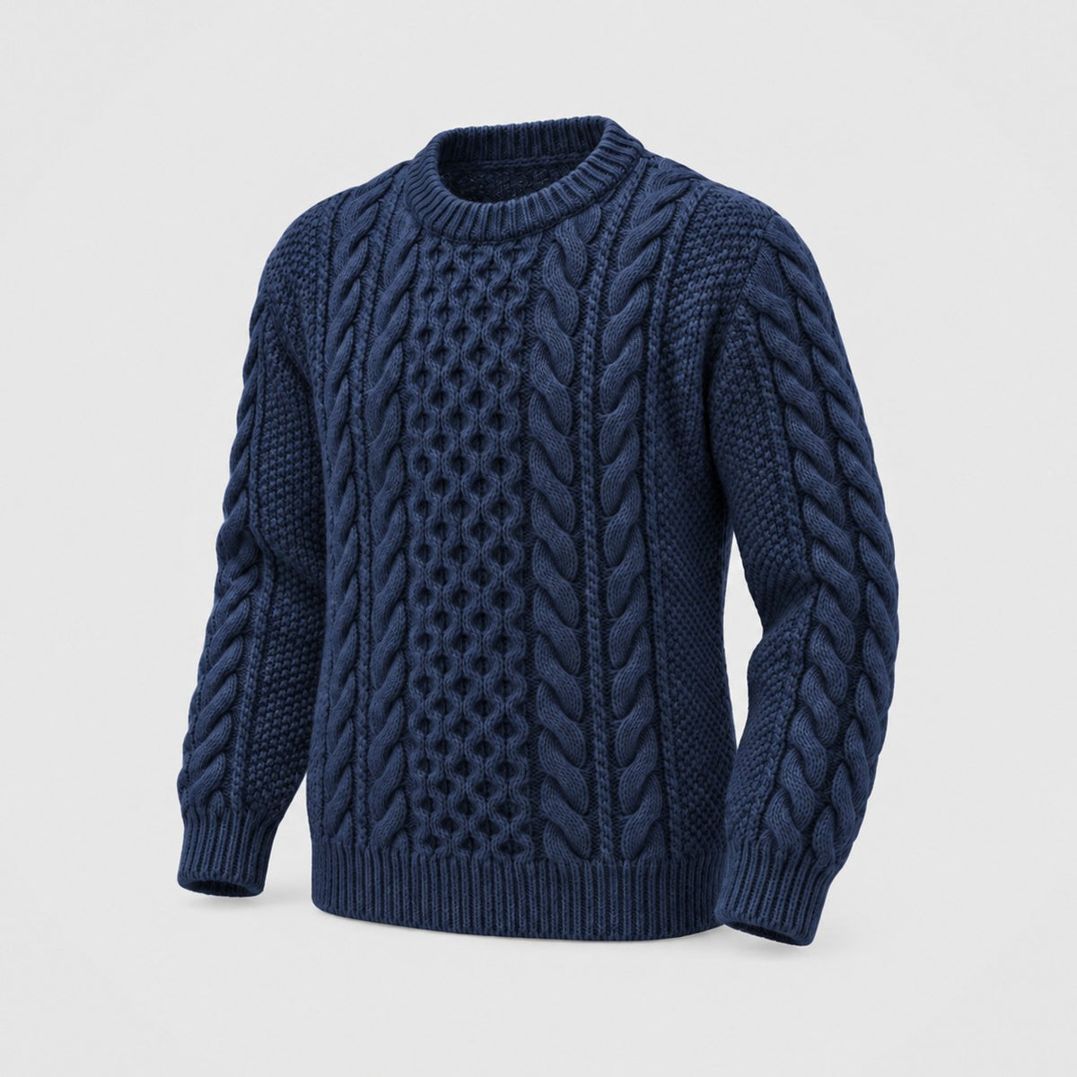 Fisherman Cable Crewneck in Navy